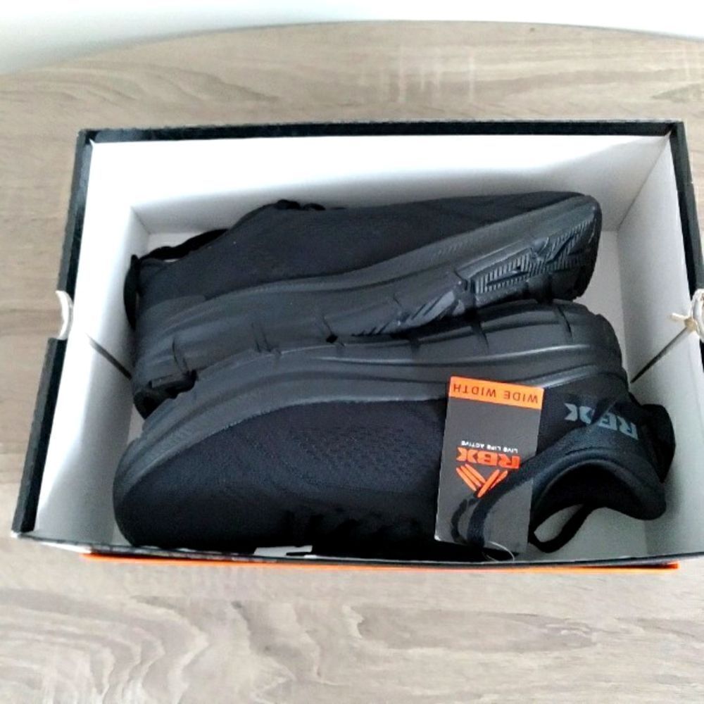RBX  ATLANTIC SHOUS 9W SIZE BLACK COLOR NEW.